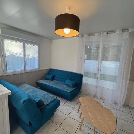 Maison 3 Avec Salle D'eau, Piscine Holiday home Royan