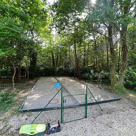 Hébergement de vacances Maison 3 Avec Salle D'eau, Piscine *