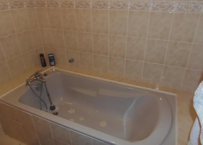 Vakantiehuis Maison 3 Avec Salle D'eau, Piscine Royan