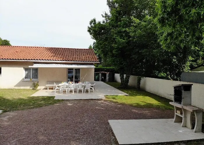 Vakantiehuis Maison 3 Avec Salle D'eau, Piscine *